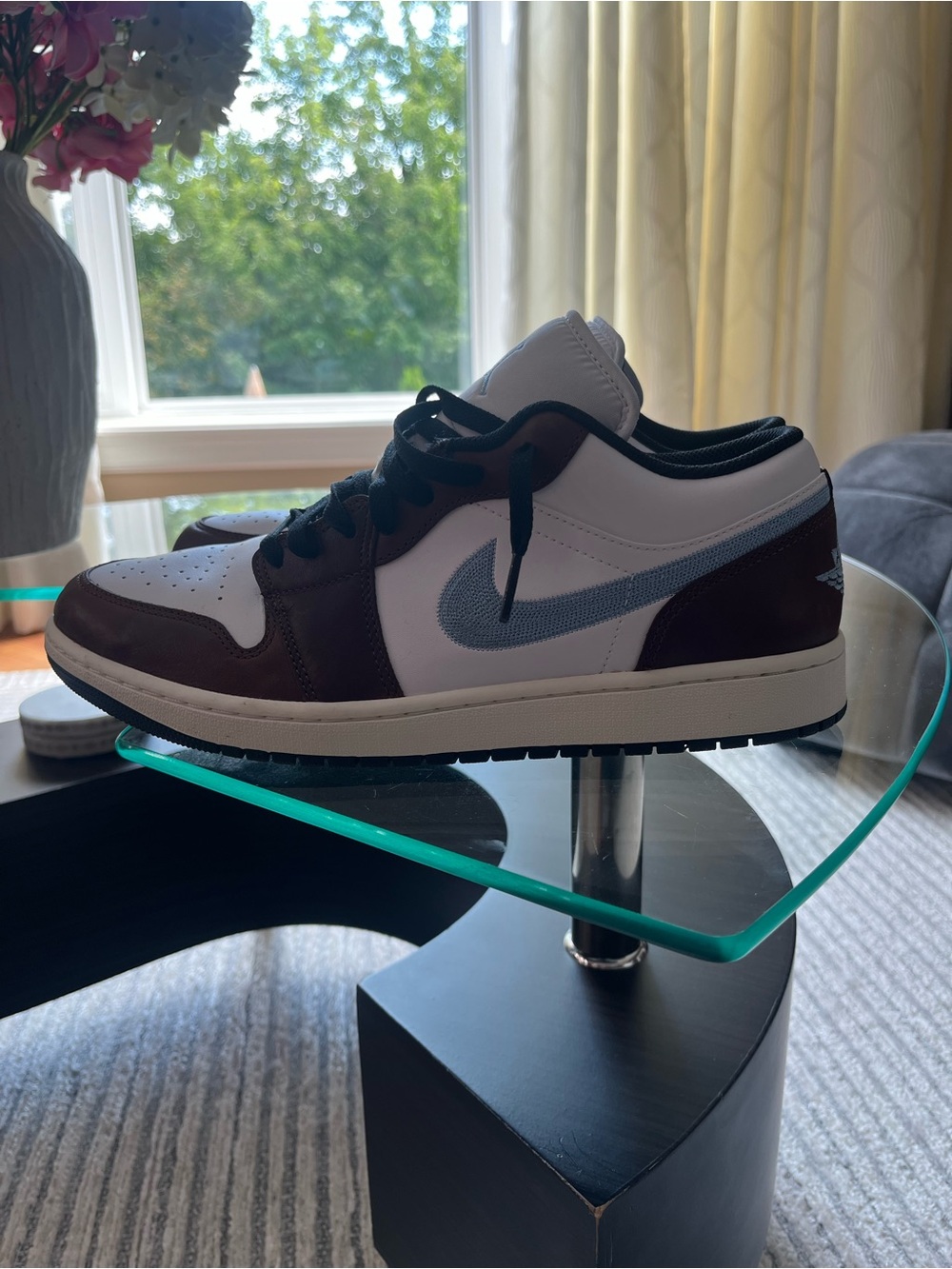 Jordan 1 Low SE Men’s Sneakers in White, Mocha & Blue Grey